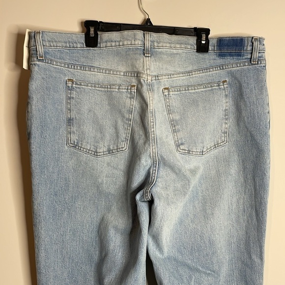 Abercrombie & Fitch | The 90’s Straight Ultra High Rise Size 20L NWT - Picture 5 of 8